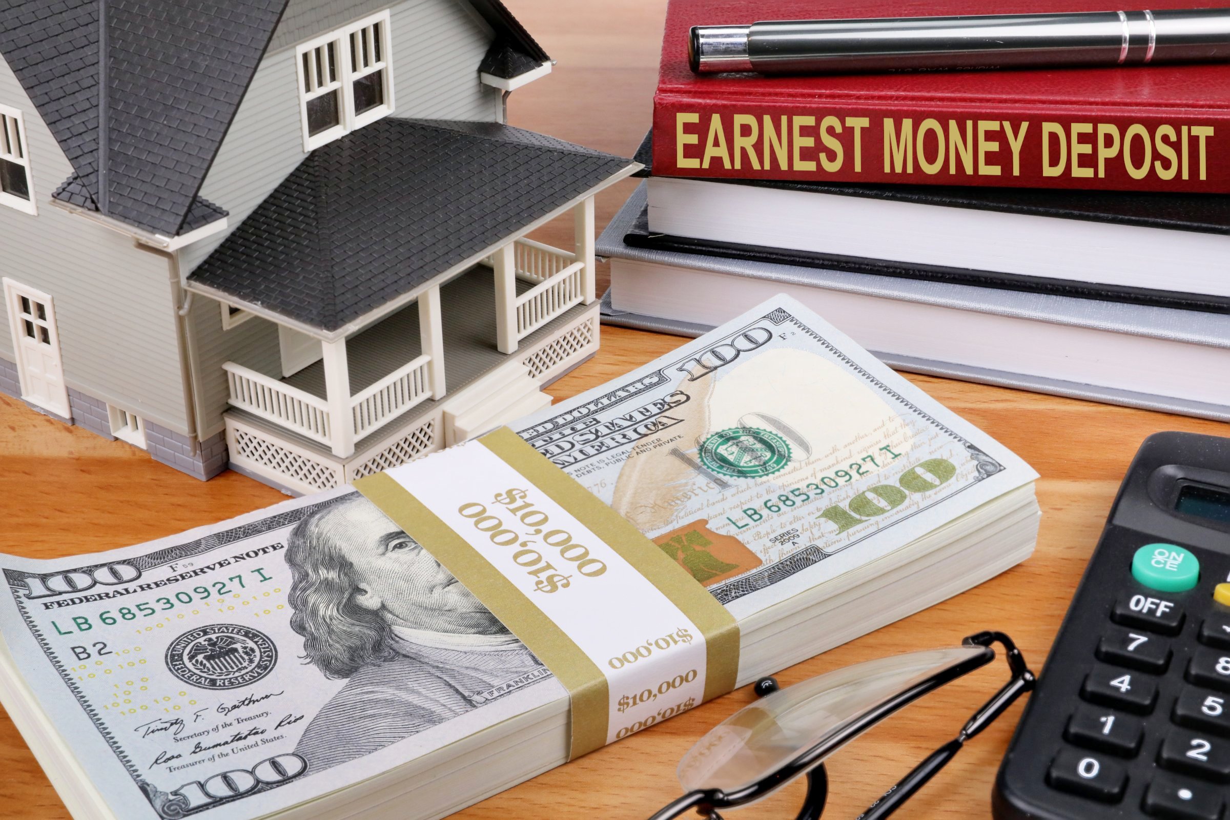 Free of Charge Creative Commons earnest money deposit Image - Real Estate 3